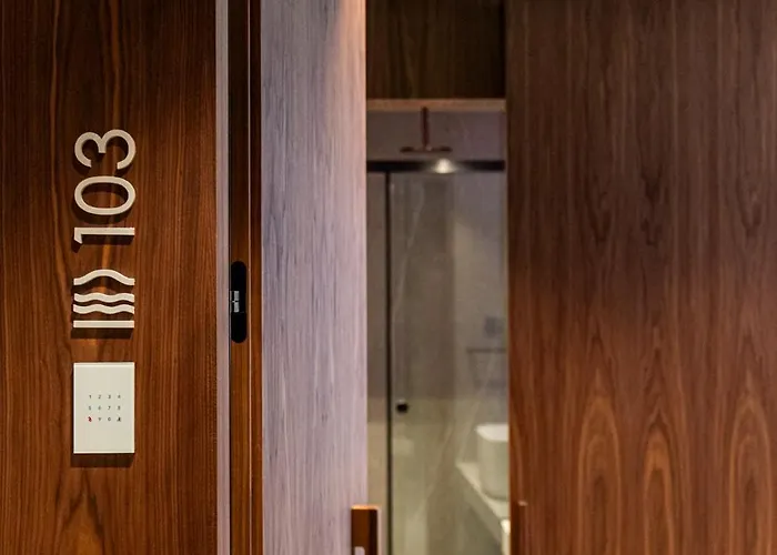 Selemnos Boutique * 파트라